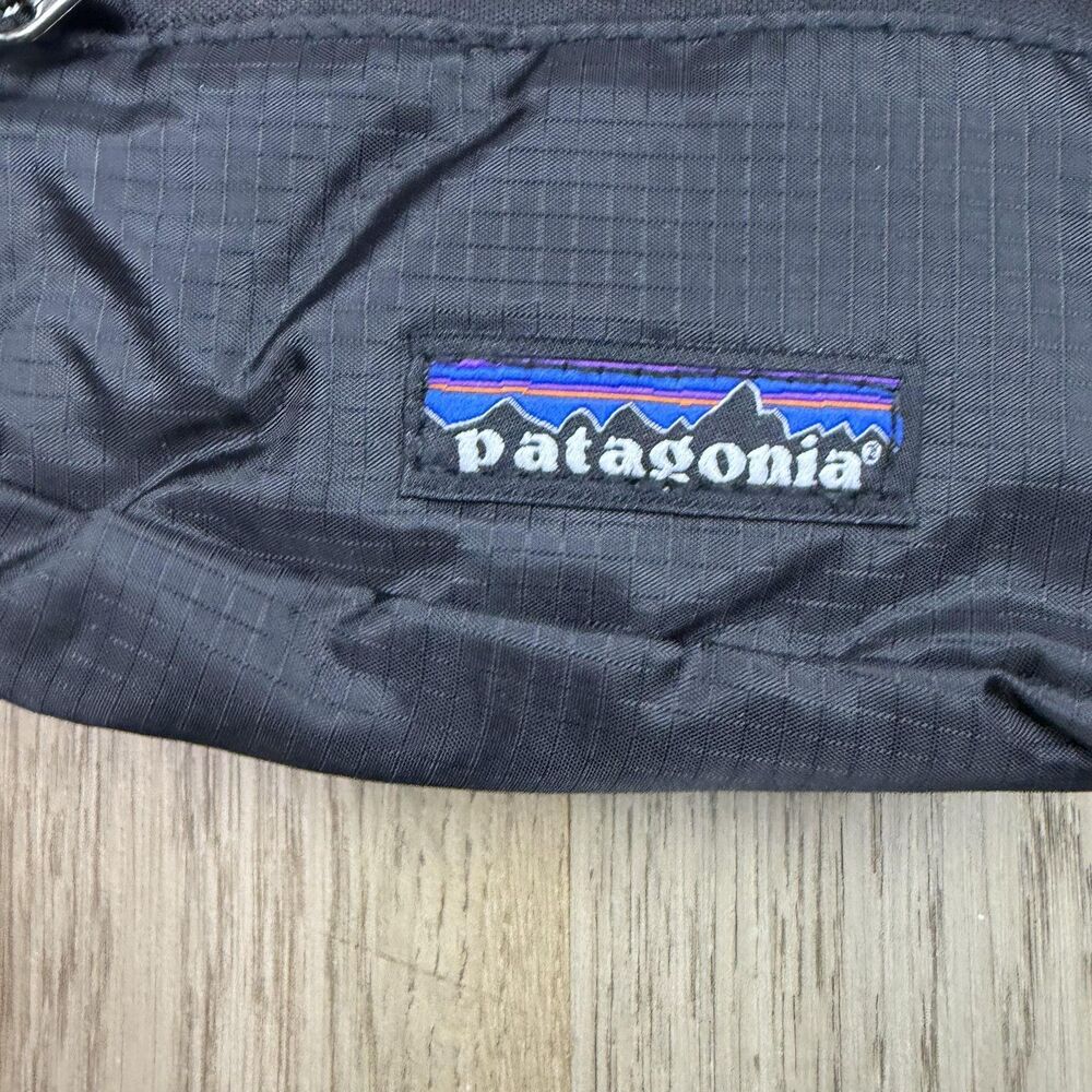 Patagonia Waist Bag One Size Black Traveler Lightweight Weather Resistant Pack - Picture 2 of 7